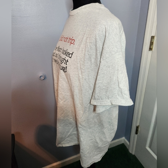 Gildan Ultra Cotton Size XL Gray Shirt I Did Not Trip, The Floor Looked Sad So - Picture 2 of 6